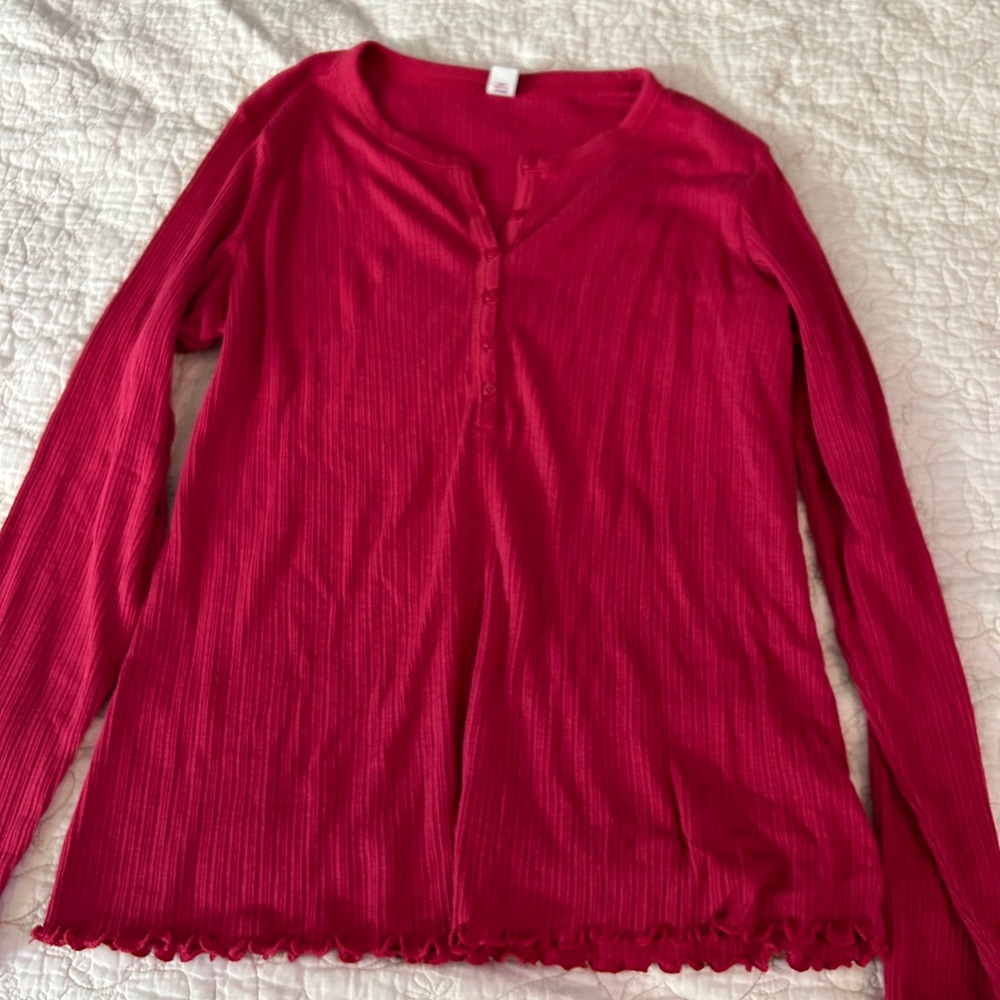 Hot pink lettuce hem top